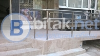 Парапети и аксесоари за трудно подвижни хора
