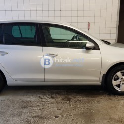 VOLKSWAGEN GOLF 2010