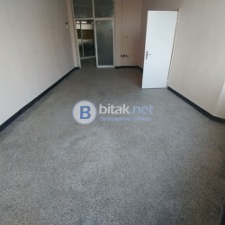 Продава се офис в Силистра център